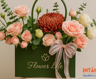 In túi giấy đựng hoa tươi