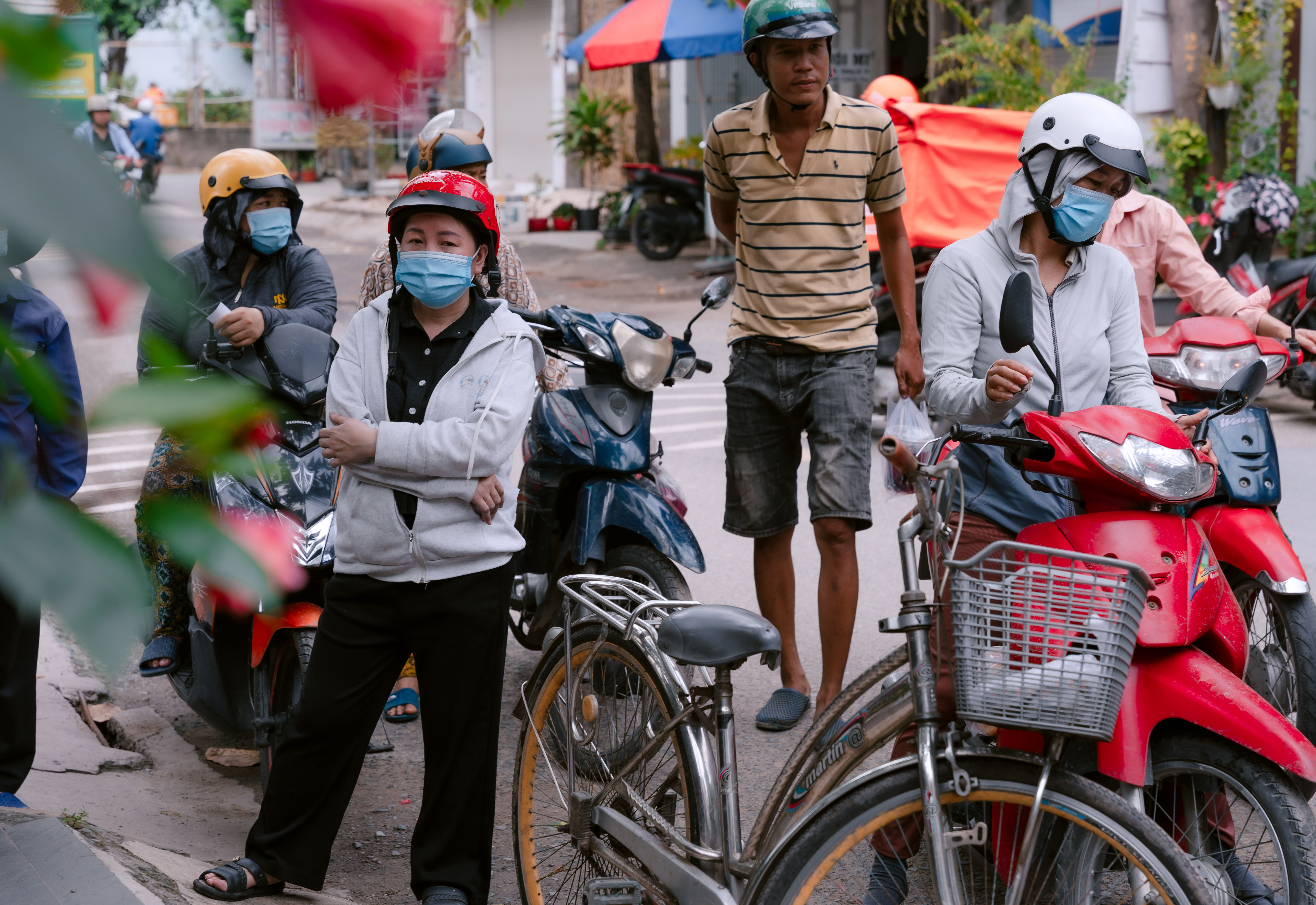 In Tân Phú phát mì và gạo mùa Vu Lan 2026